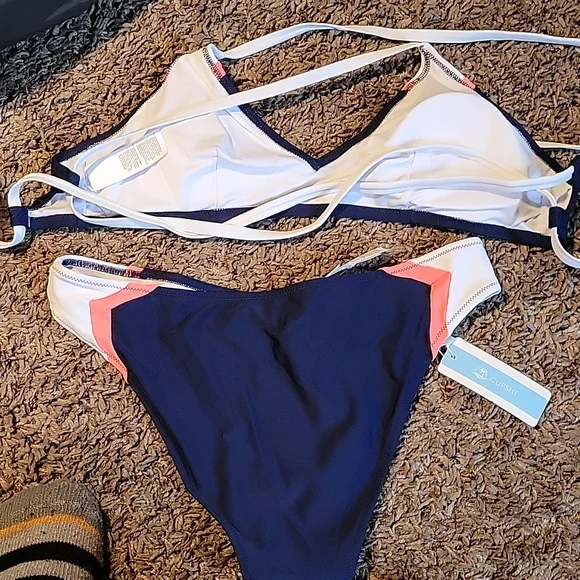Cupshe bathing suit 2 piece - Picture 2 of 3